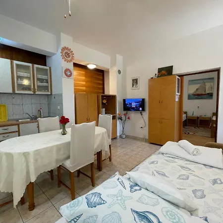 Apartment Ra